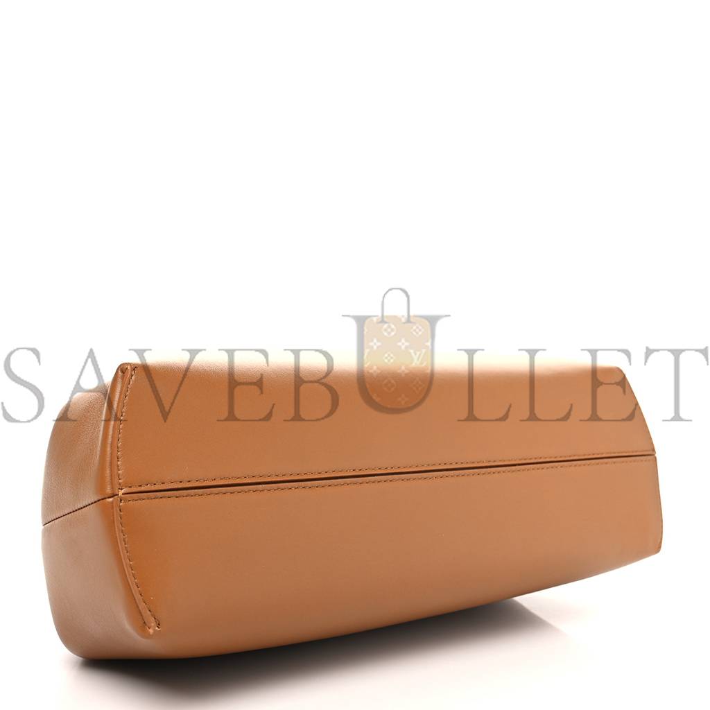 FENDI SHINY NAPPA MEDIUM FENDI FIRST CARAMELLO (30*25*10cm) FENDI SHINY NAPPA MEDIUM FENDI FIRST CARAMELLO (30*25*10cm)