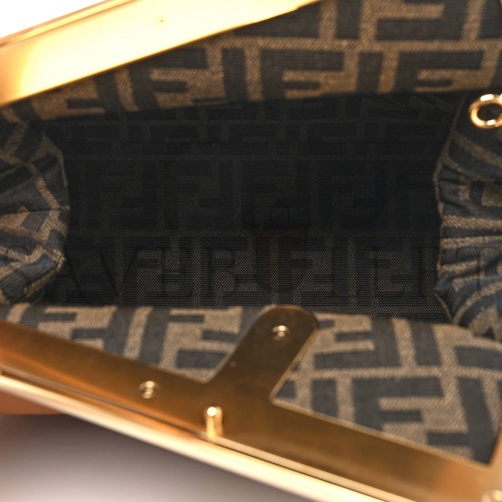 FENDI SHINY NAPPA MEDIUM FENDI FIRST CARAMELLO (30*25*10cm) FENDI SHINY NAPPA MEDIUM FENDI FIRST CARAMELLO (30*25*10cm)