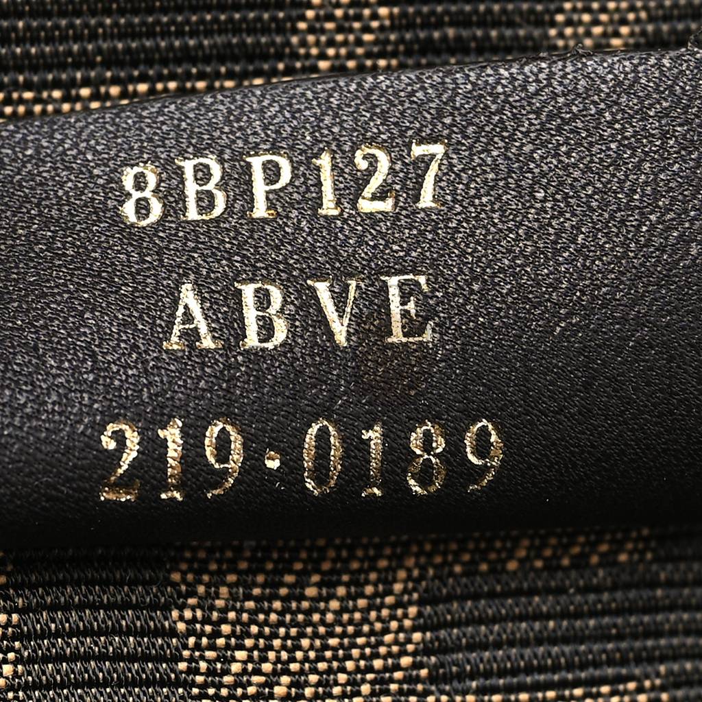 FENDI SHINY NAPPA MEDIUM FENDI FIRST CARAMELLO (30*25*10cm) FENDI SHINY NAPPA MEDIUM FENDI FIRST CARAMELLO (30*25*10cm)