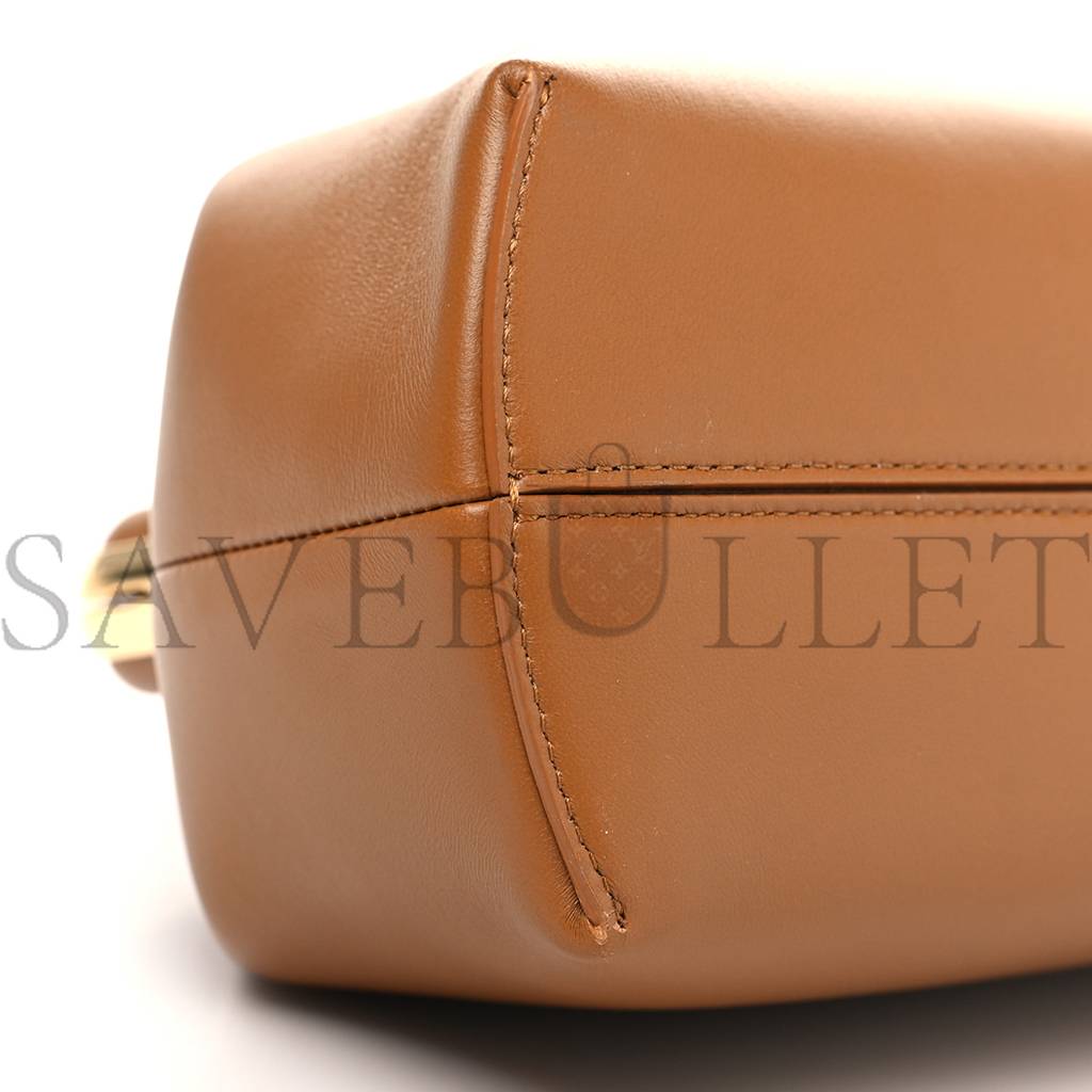 FENDI SHINY NAPPA MEDIUM FENDI FIRST CARAMELLO (30*25*10cm) FENDI SHINY NAPPA MEDIUM FENDI FIRST CARAMELLO (30*25*10cm)